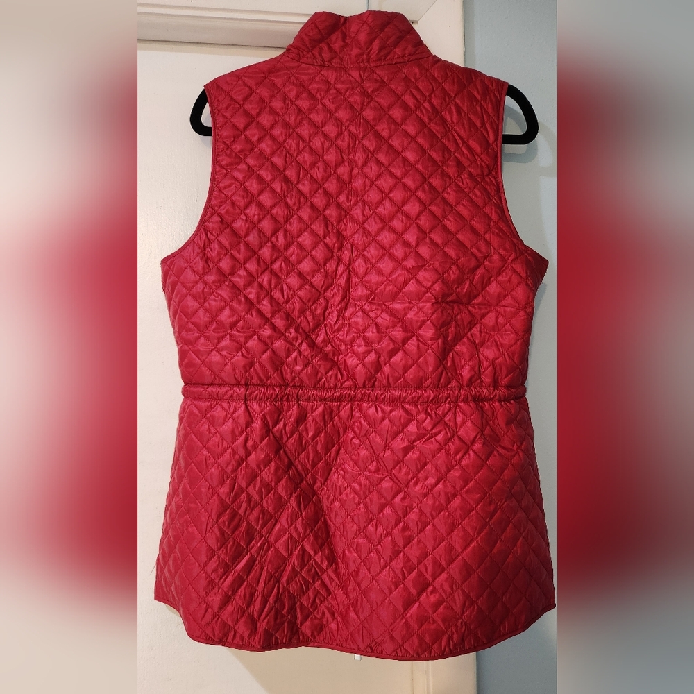 Women's Chico's Red Quilted Vest Size 1 Medium - Picture 3 of 8